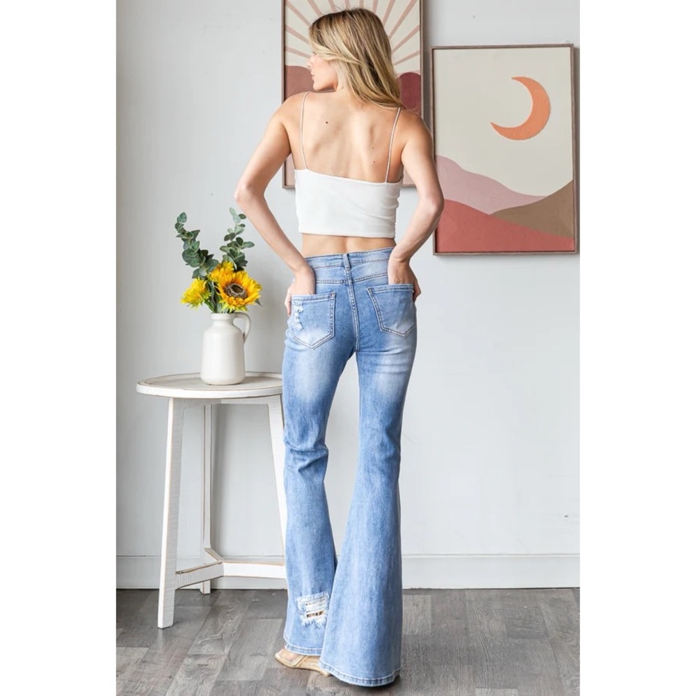 Oli & Hali Leopard Patch Stud Detail Distressed Stretchy Flares - Picture 5 of 8